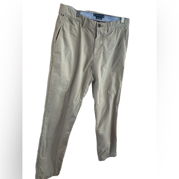 Tommy Hilfiger Slim Fit Stretch Khaki Chino Pants Men’s 30x32 - Picture 3 of 5